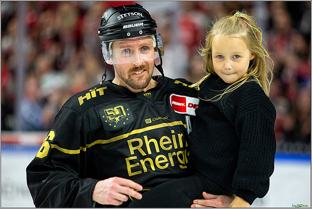 PENNY DEL; Koelner Haie- Iserlohn Roosters; Koeln, 27.11.2022